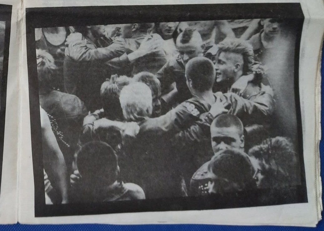 Punkowa publiczność - Mój Świat 3/87